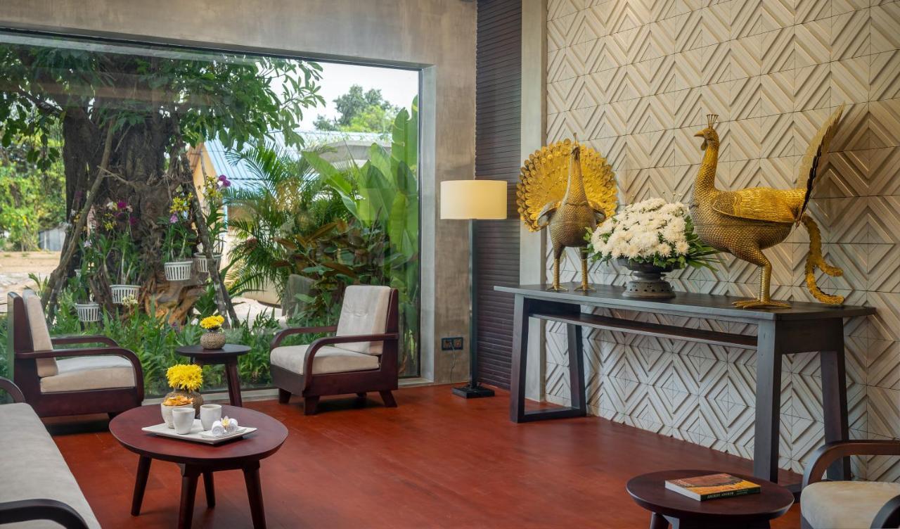 Eightfold Urban Resort Siem Reap Dış mekan fotoğraf The lobby of the hotel