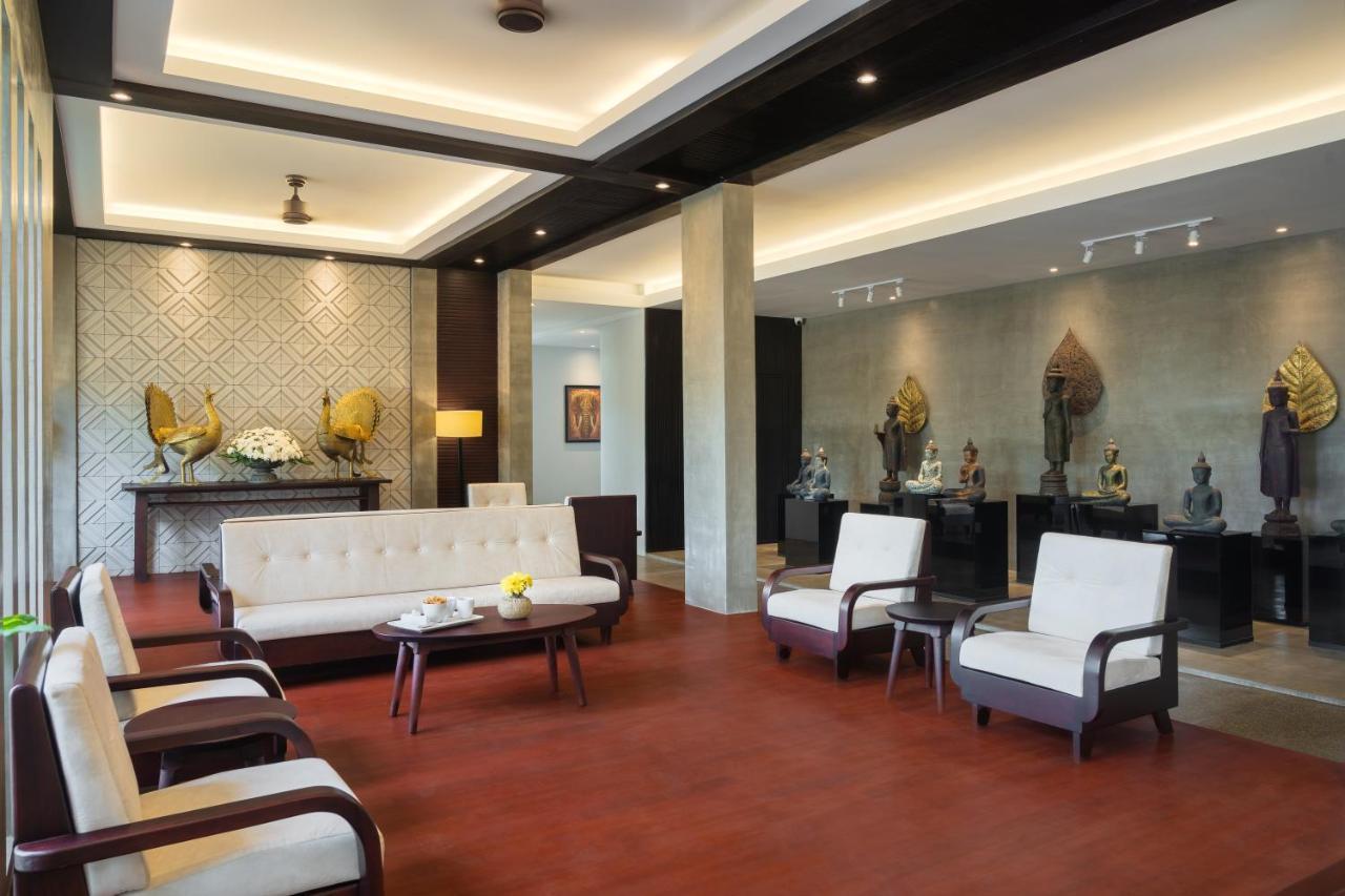 Eightfold Urban Resort Siem Reap Dış mekan fotoğraf The lobby of the Royal Thai Police Museum