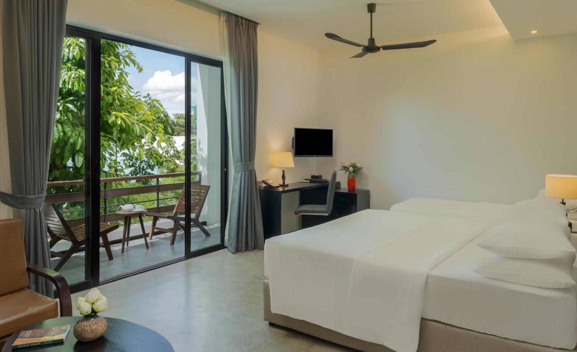 Eightfold Urban Resort Siem Reap Dış mekan fotoğraf